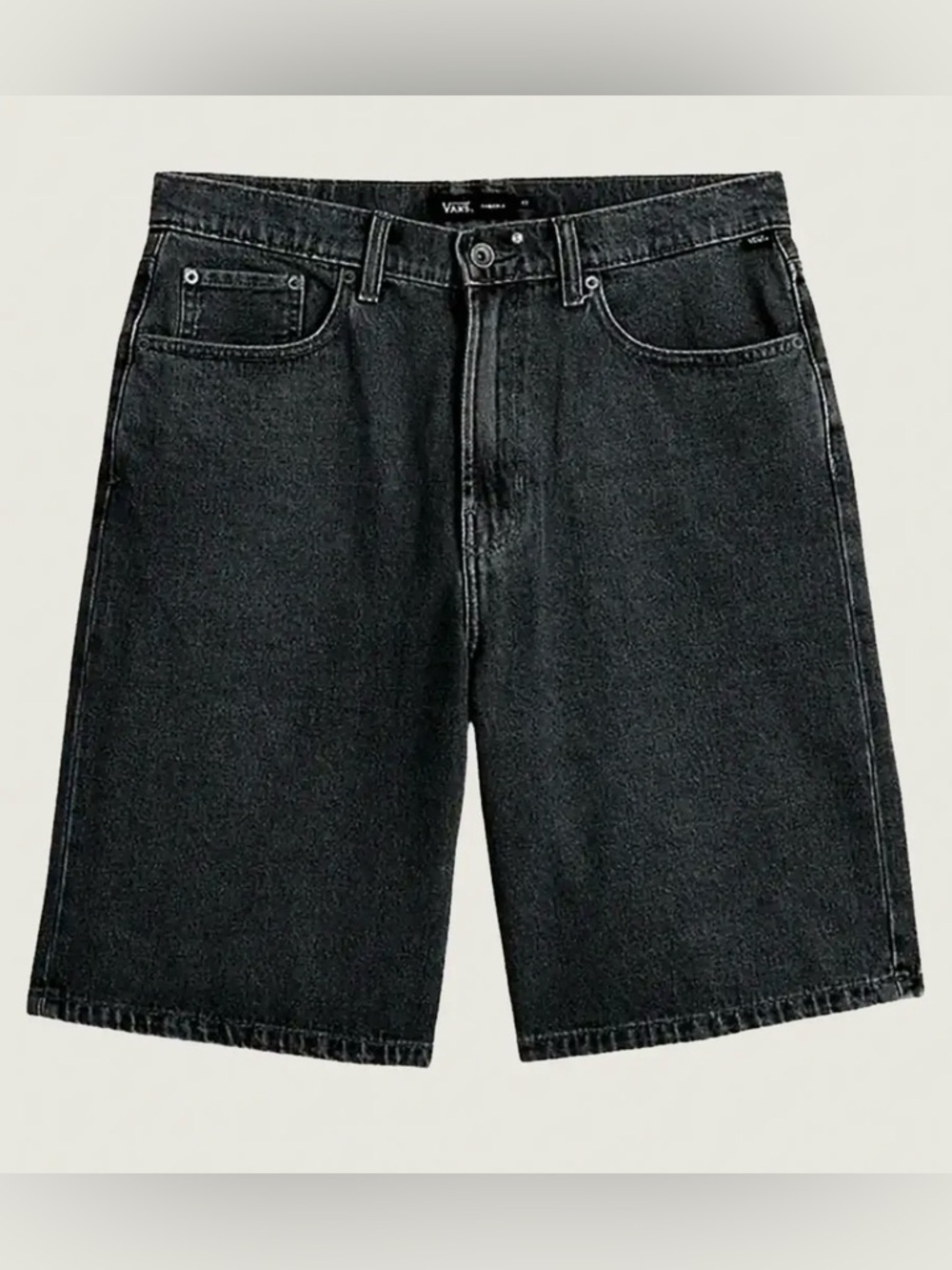 Levi's Black Denim Men’s Jean  relax Shorts size 42 NWT